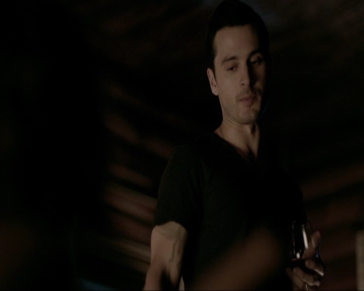 VampireDiariesWorld-dot-nl_7x19SomebodyThatIUsedtoKnow0968.jpg