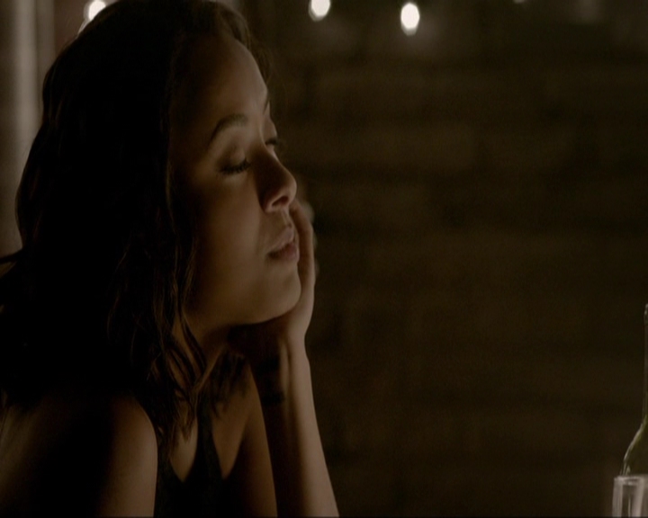 VampireDiariesWorld-dot-nl_7x19SomebodyThatIUsedtoKnow1003.jpg