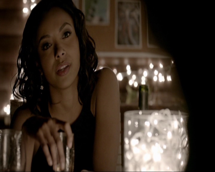 VampireDiariesWorld-dot-nl_7x19SomebodyThatIUsedtoKnow1034.jpg