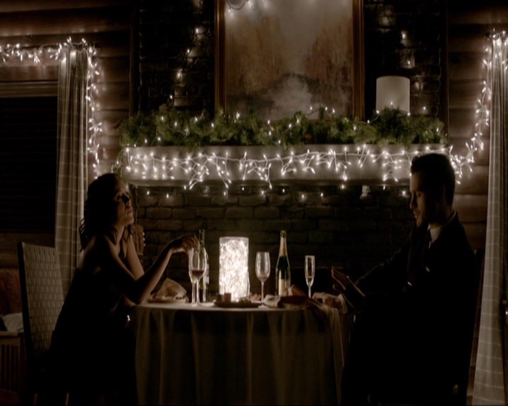 VampireDiariesWorld-dot-nl_7x19SomebodyThatIUsedtoKnow1044.jpg