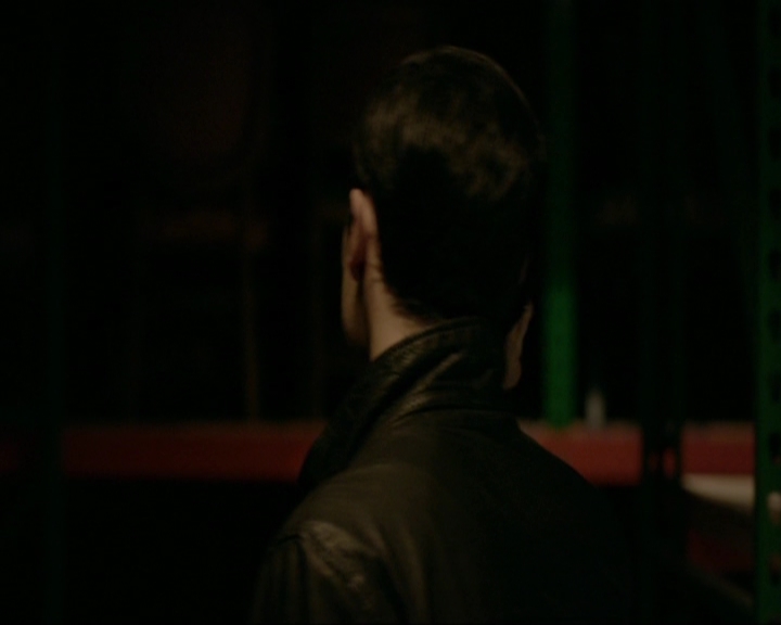 VampireDiariesWorld-dot-nl_7x19SomebodyThatIUsedtoKnow1524.jpg