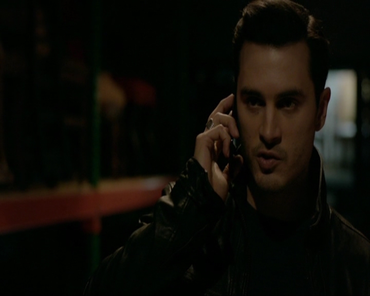 VampireDiariesWorld-dot-nl_7x19SomebodyThatIUsedtoKnow1541.jpg