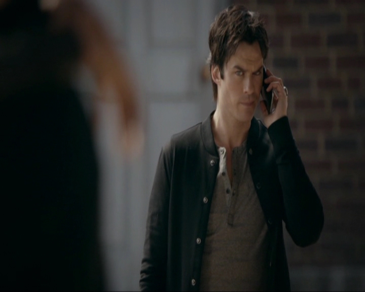 VampireDiariesWorld-dot-nl_7x19SomebodyThatIUsedtoKnow1744.jpg