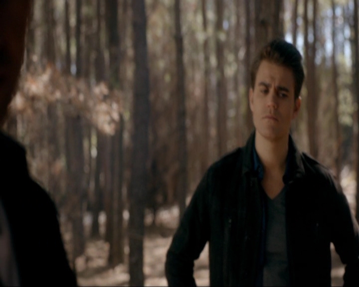 VampireDiariesWorld-dot-nl_7x19SomebodyThatIUsedtoKnow2060.jpg