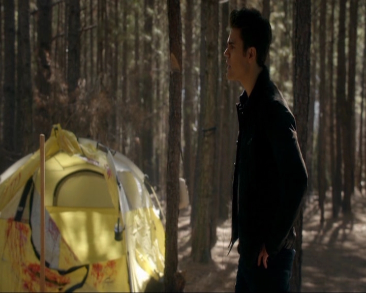 VampireDiariesWorld-dot-nl_7x19SomebodyThatIUsedtoKnow2074.jpg