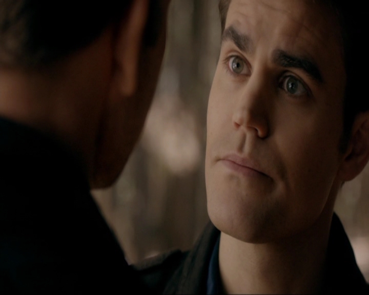 VampireDiariesWorld-dot-nl_7x19SomebodyThatIUsedtoKnow2100.jpg