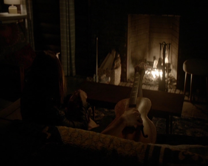 VampireDiariesWorld-dot-nl_7x19SomebodyThatIUsedtoKnow2152.jpg