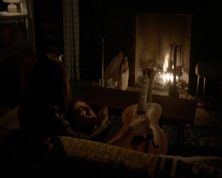 VampireDiariesWorld-dot-nl_7x19SomebodyThatIUsedtoKnow2153.jpg