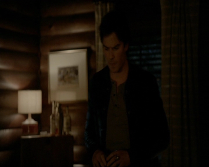 VampireDiariesWorld-dot-nl_7x19SomebodyThatIUsedtoKnow2157.jpg