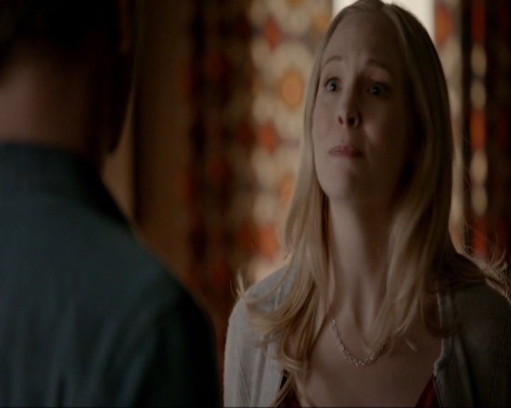 VampireDiariesWorld-dot-nl_7x20KillEmAll0319.jpg