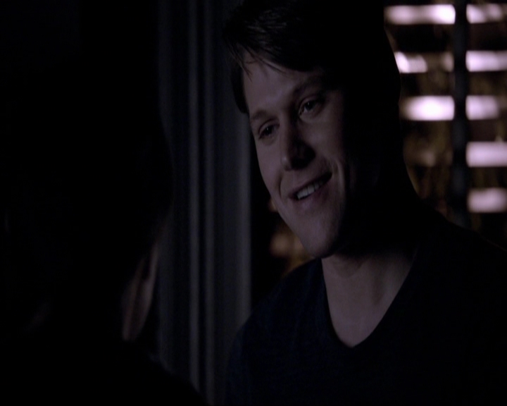 VampireDiariesWorld-dot-nl_7x20KillEmAll0555.jpg