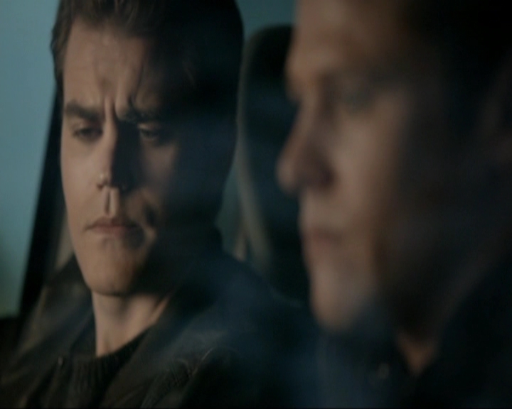 VampireDiariesWorld-dot-nl_7x20KillEmAll0587.jpg