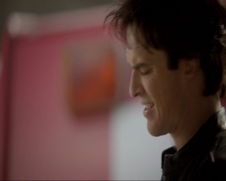 VampireDiariesWorld-dot-nl_7x20KillEmAll0625.jpg