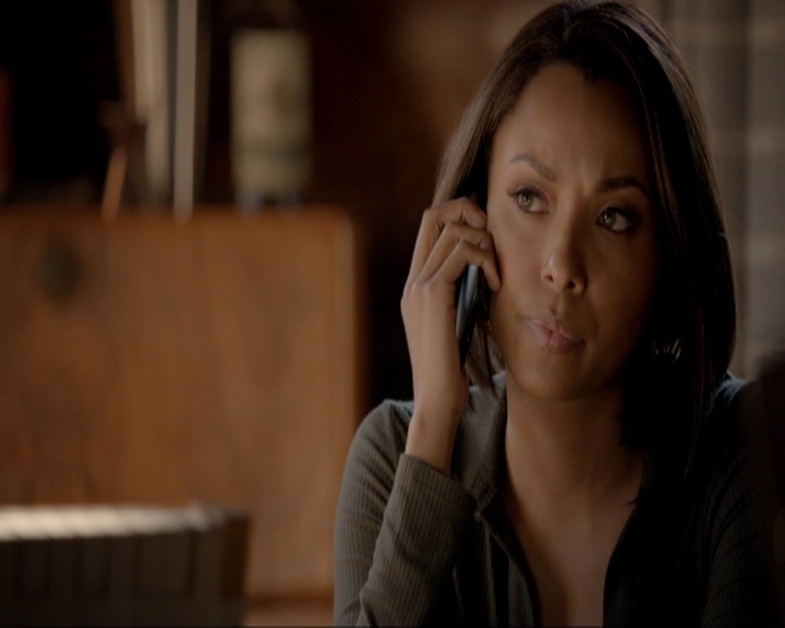 VampireDiariesWorld-dot-nl_7x20KillEmAll0671.jpg