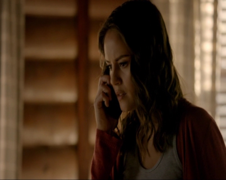 VampireDiariesWorld-dot-nl_7x20KillEmAll0835.jpg