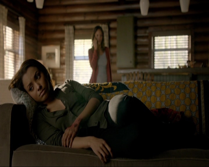 VampireDiariesWorld-dot-nl_7x20KillEmAll0842.jpg