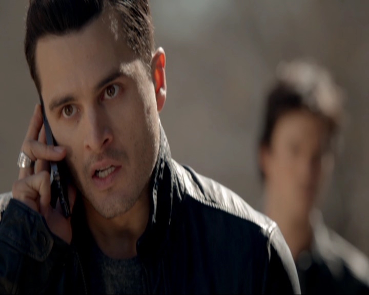 VampireDiariesWorld-dot-nl_7x20KillEmAll0864.jpg