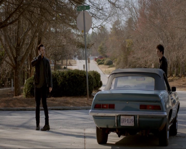 VampireDiariesWorld-dot-nl_7x20KillEmAll0872.jpg