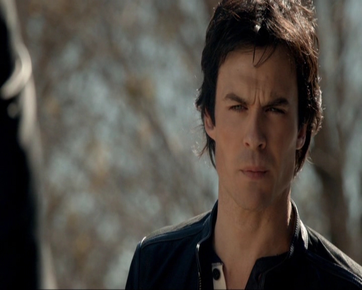 VampireDiariesWorld-dot-nl_7x20KillEmAll0914.jpg