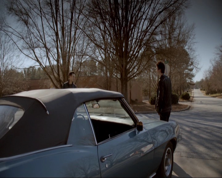 VampireDiariesWorld-dot-nl_7x20KillEmAll0930.jpg