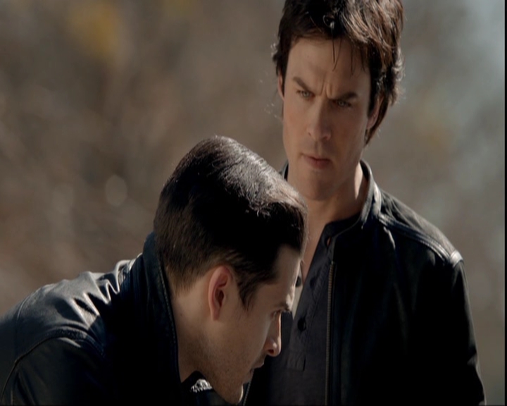 VampireDiariesWorld-dot-nl_7x20KillEmAll0947.jpg