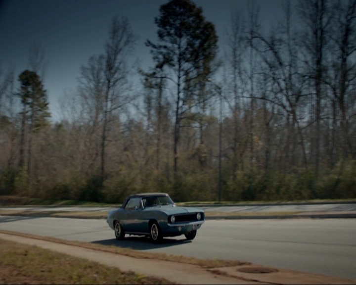 VampireDiariesWorld-dot-nl_7x20KillEmAll0953.jpg