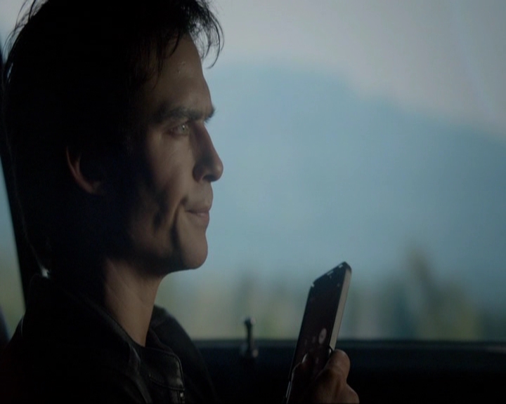 VampireDiariesWorld-dot-nl_7x20KillEmAll0975.jpg