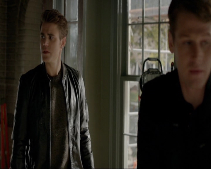 VampireDiariesWorld-dot-nl_7x20KillEmAll0994.jpg