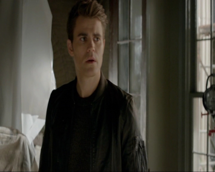 VampireDiariesWorld-dot-nl_7x20KillEmAll0997.jpg