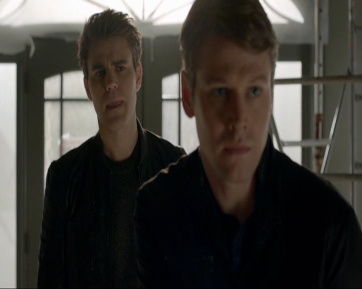 VampireDiariesWorld-dot-nl_7x20KillEmAll1007.jpg