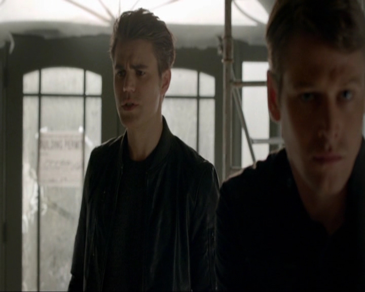 VampireDiariesWorld-dot-nl_7x20KillEmAll1008.jpg