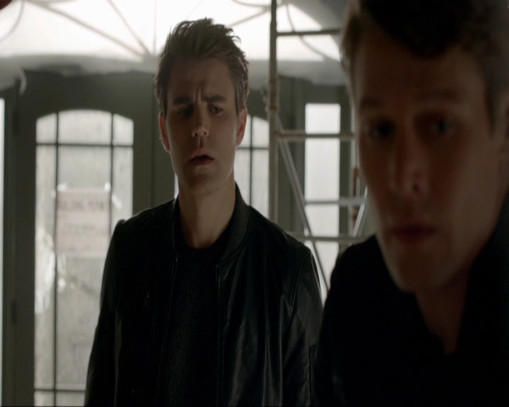 VampireDiariesWorld-dot-nl_7x20KillEmAll1011.jpg