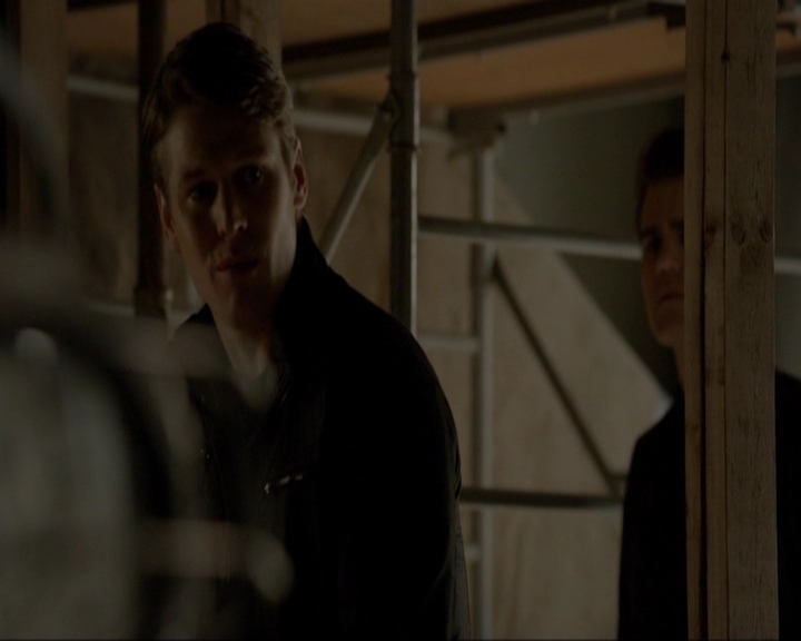 VampireDiariesWorld-dot-nl_7x20KillEmAll1025.jpg