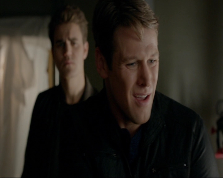 VampireDiariesWorld-dot-nl_7x20KillEmAll1037.jpg