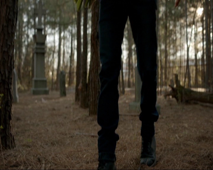 VampireDiariesWorld-dot-nl_7x20KillEmAll1058.jpg