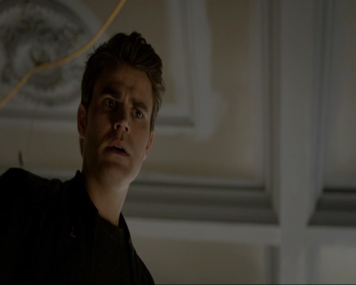 VampireDiariesWorld-dot-nl_7x20KillEmAll1128.jpg