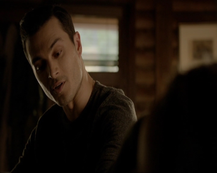 VampireDiariesWorld-dot-nl_7x20KillEmAll1205.jpg