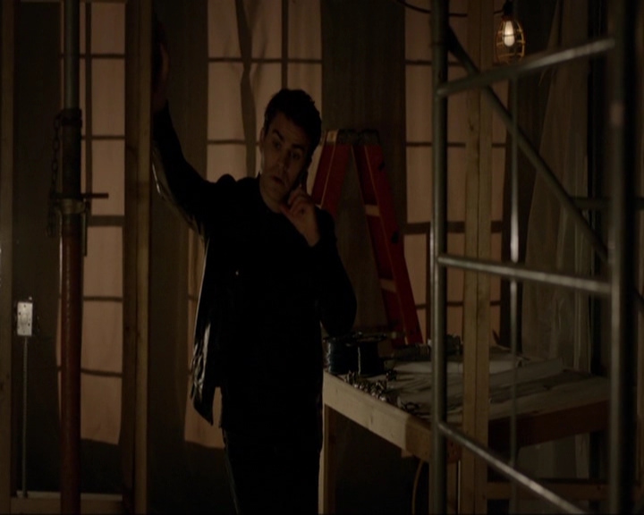 VampireDiariesWorld-dot-nl_7x20KillEmAll1306.jpg