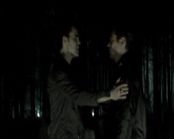 VampireDiariesWorld-dot-nl_7x20KillEmAll1362.jpg