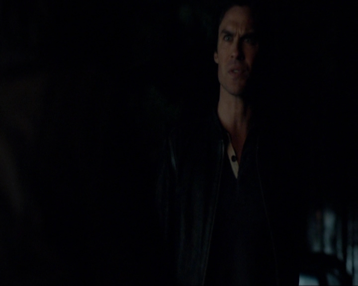 VampireDiariesWorld-dot-nl_7x20KillEmAll1390.jpg