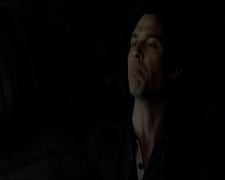 VampireDiariesWorld-dot-nl_7x20KillEmAll1401.jpg