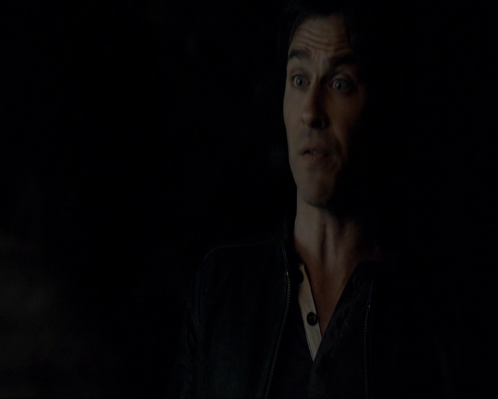 VampireDiariesWorld-dot-nl_7x20KillEmAll1405.jpg