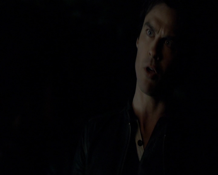 VampireDiariesWorld-dot-nl_7x20KillEmAll1421.jpg