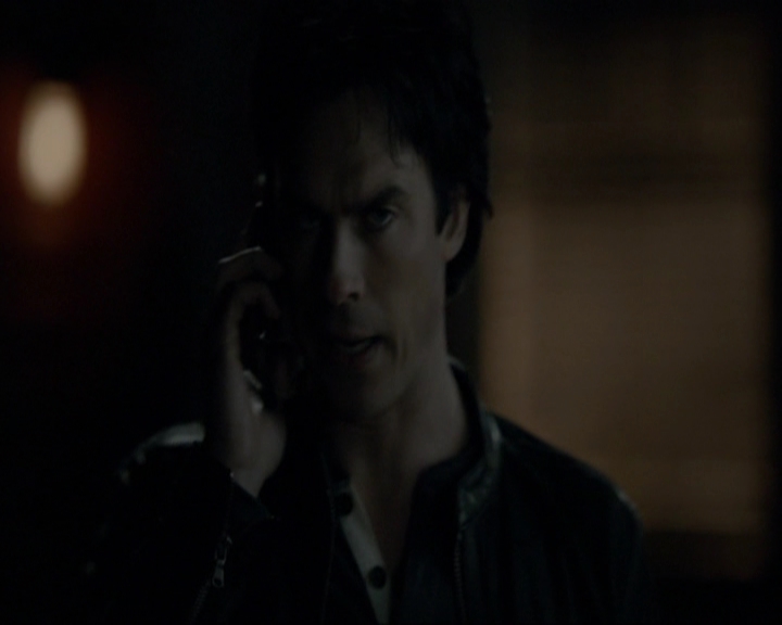 VampireDiariesWorld-dot-nl_7x20KillEmAll1432.jpg