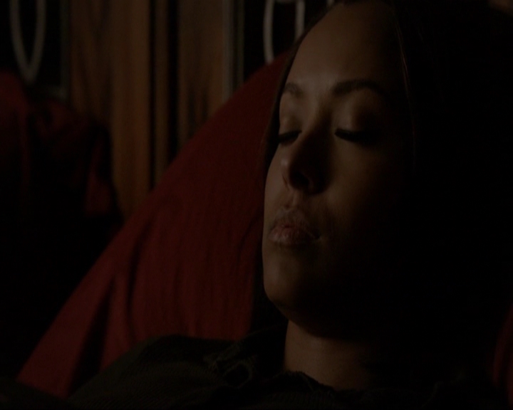 VampireDiariesWorld-dot-nl_7x21RequiemForADream0335.jpg