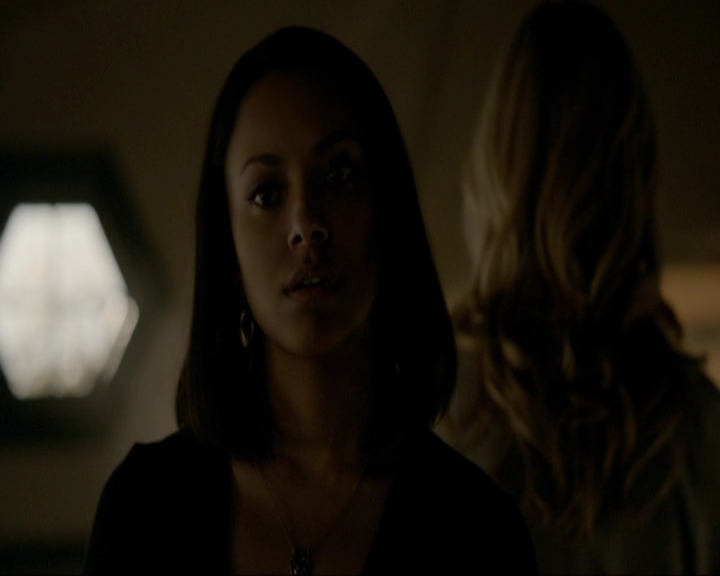 VampireDiariesWorld-dot-nl_7x21RequiemForADream0517.jpg