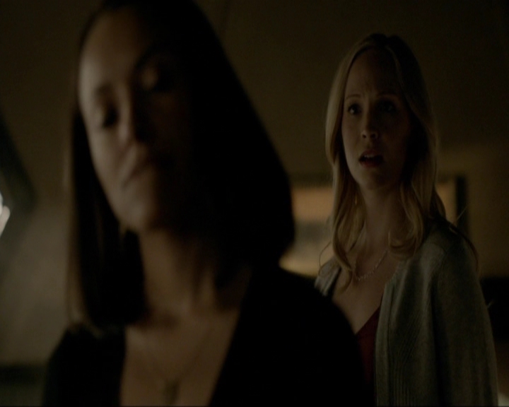 VampireDiariesWorld-dot-nl_7x21RequiemForADream0519.jpg