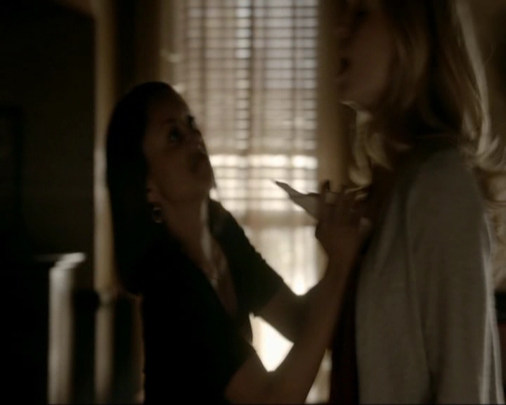 VampireDiariesWorld-dot-nl_7x21RequiemForADream0559.jpg