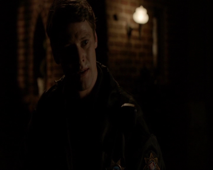 VampireDiariesWorld-dot-nl_7x21RequiemForADream0671.jpg