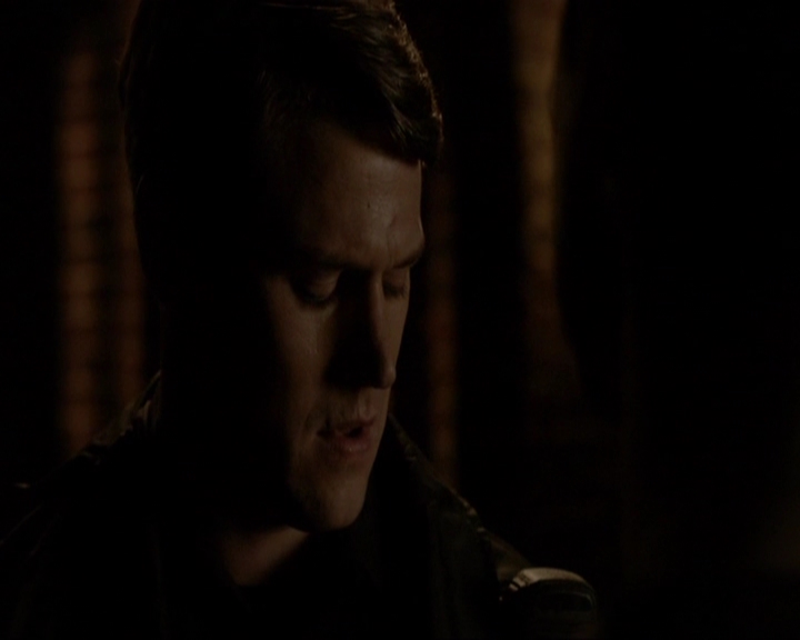 VampireDiariesWorld-dot-nl_7x21RequiemForADream0702.jpg